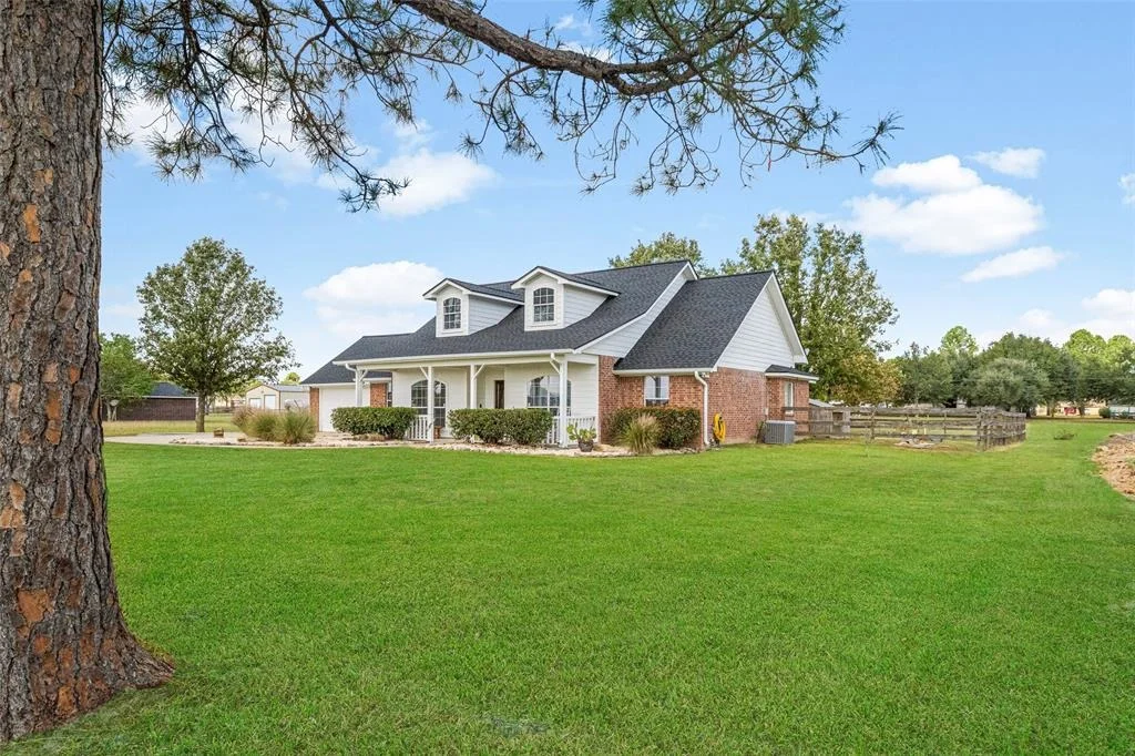 Photo of 32106 Betka Road