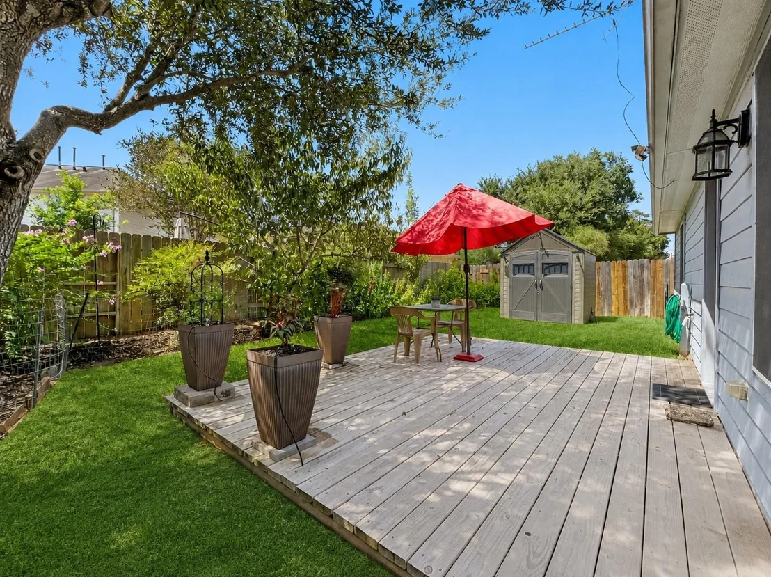 Photo of 9890 Wing Street