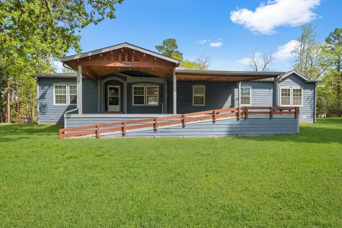 Photo of 115 Canadian Drive