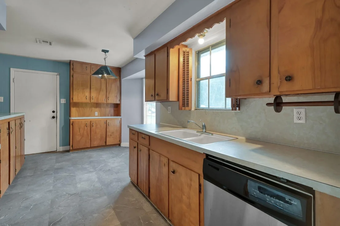 Photo of 405 Wilson Road
