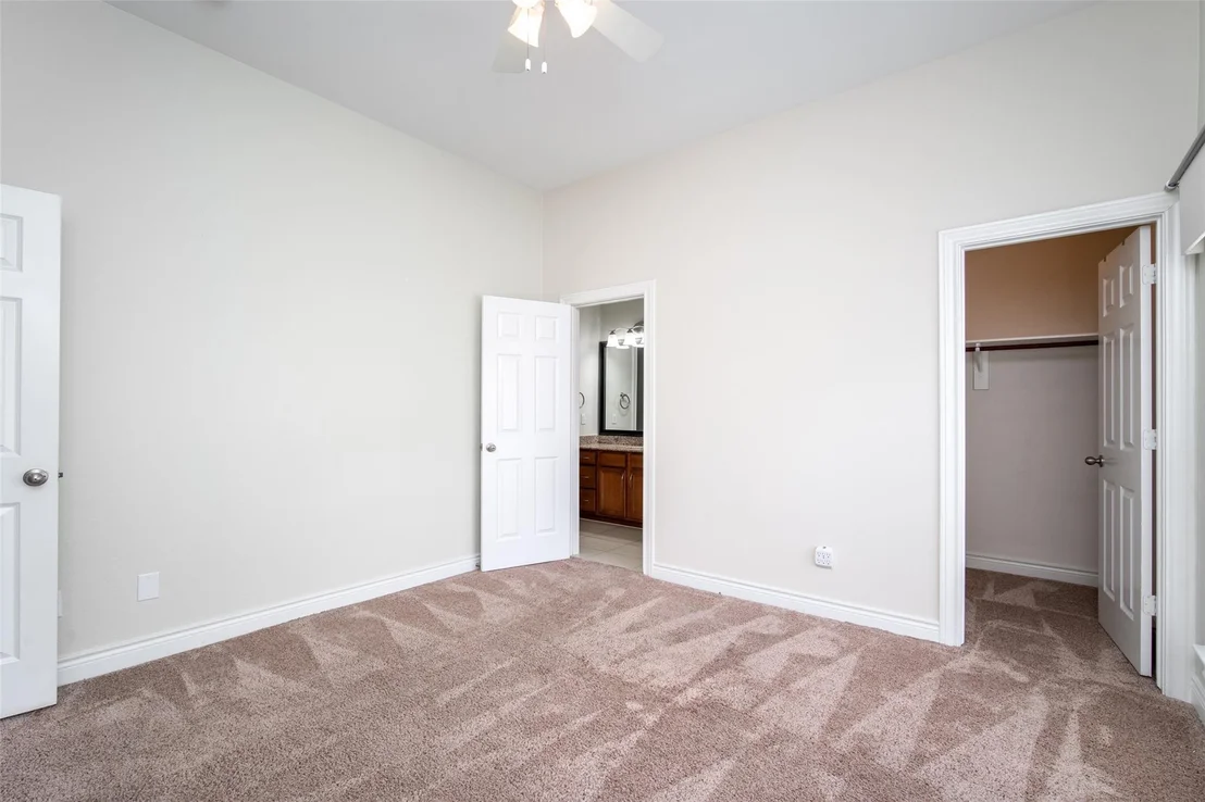 Photo of 9147 Lago Crest Drive