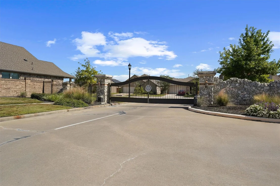 Photo of 15434 Royce Holly Drive
