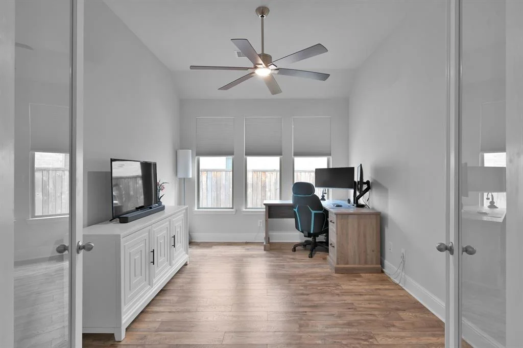 Photo of 232 Liatris Court