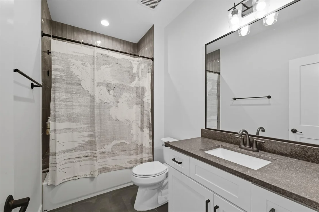 Photo of 1607 Wakefield Drive