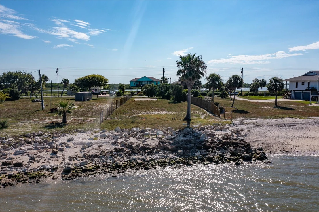 Photo of 1697 N Ocean Drive