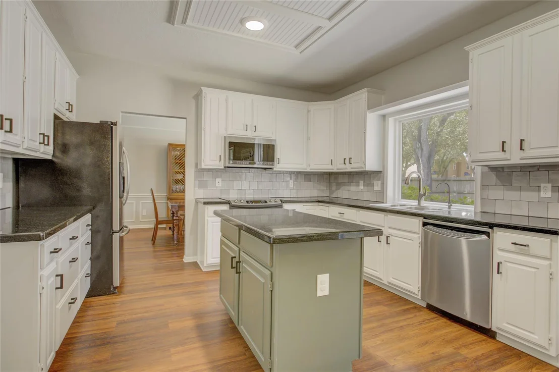 Photo of 2826 Spring Lakes