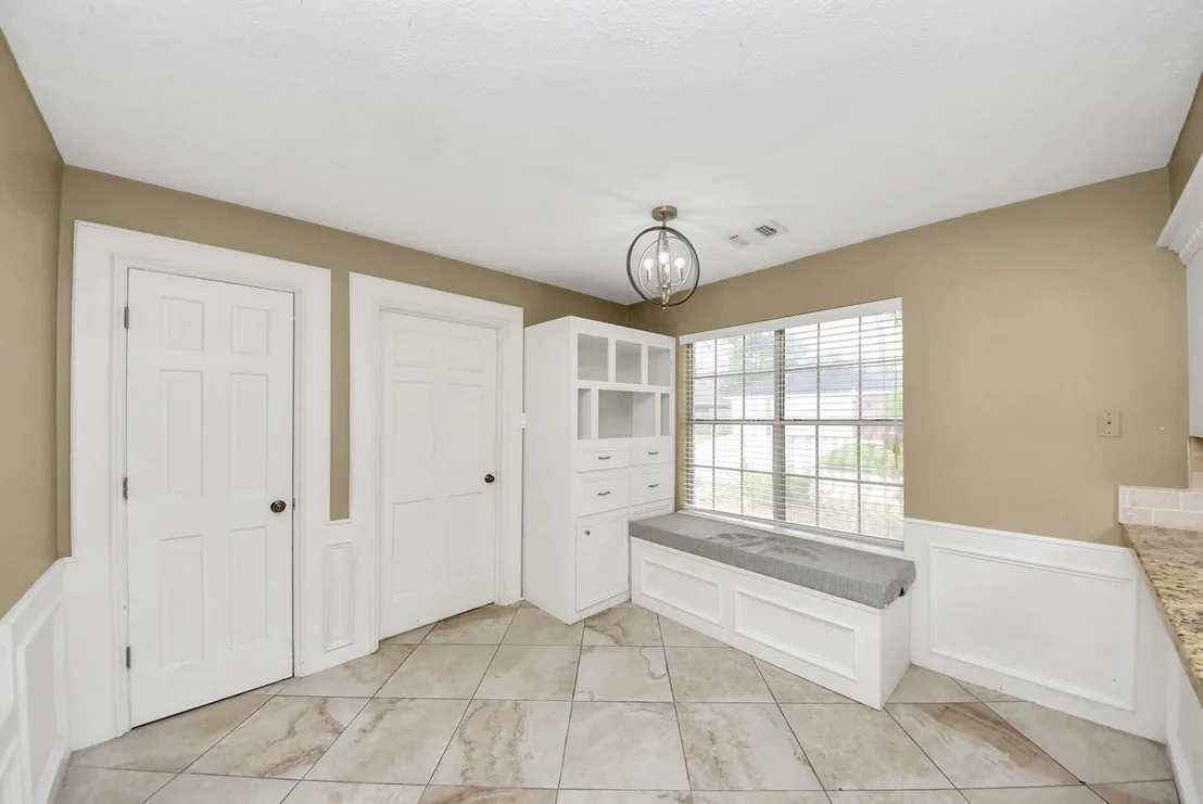 Photo of 12463 Oak Park Drive