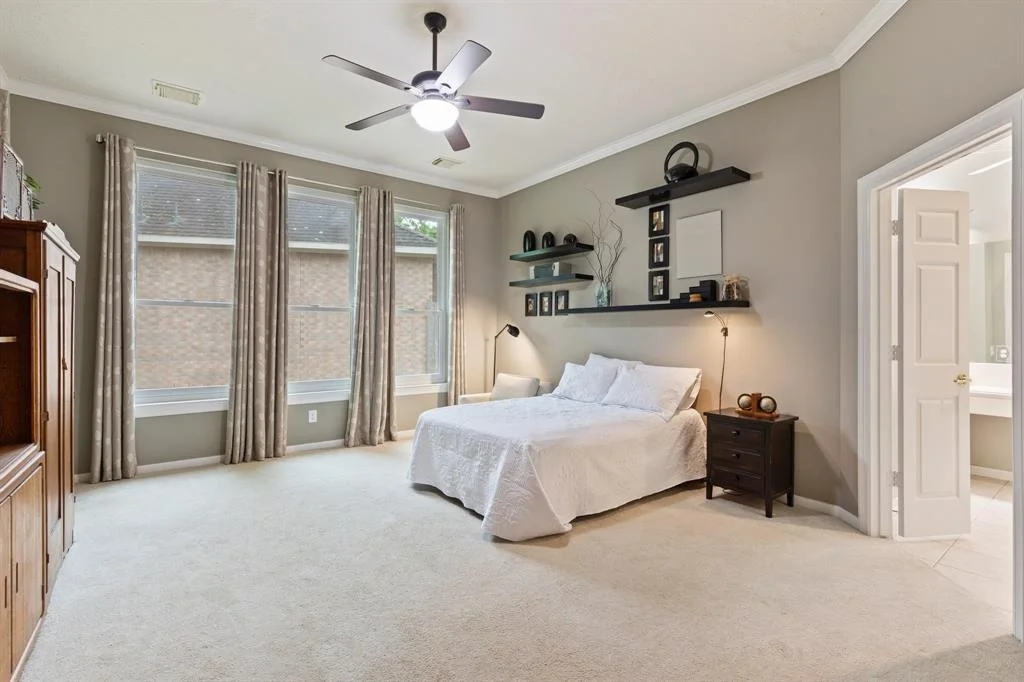 Photo of 23 E Northcastle Circle