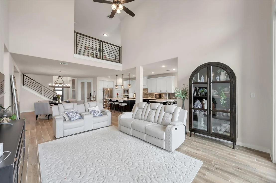 Photo of 6718 Waxbill Road