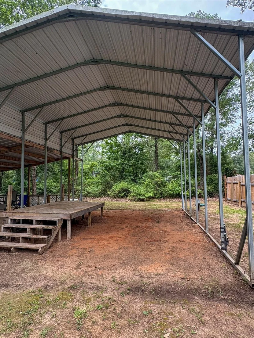 Photo of 1101 Hidden Oaks Drive