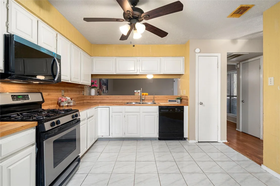 Photo of 9306 Bristlebrook Drive