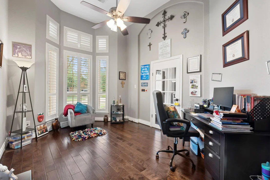 Photo of 28814 Davenport Drive