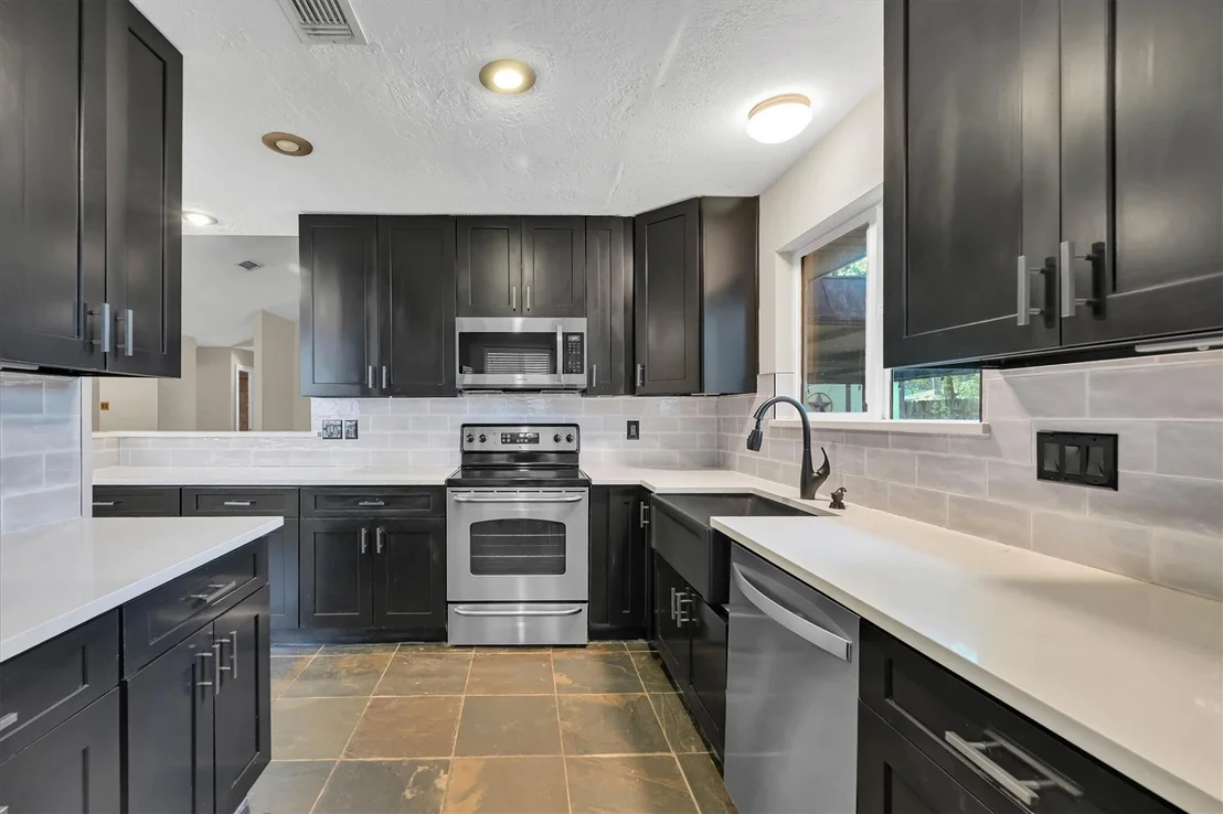 Photo of 4415 Pineville Lane