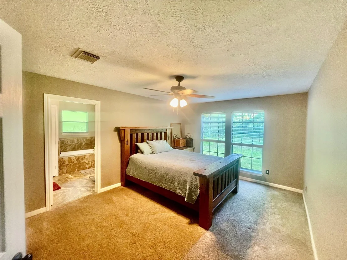 Photo of 4335 Harvey Road