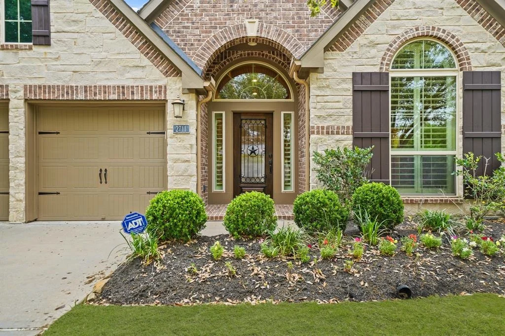 Photo of 2711 Park Hills Drive