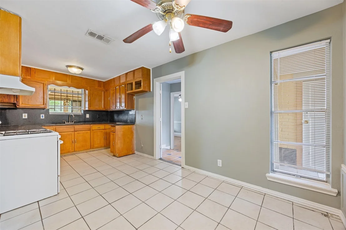Photo of 1115 Sunny Drive