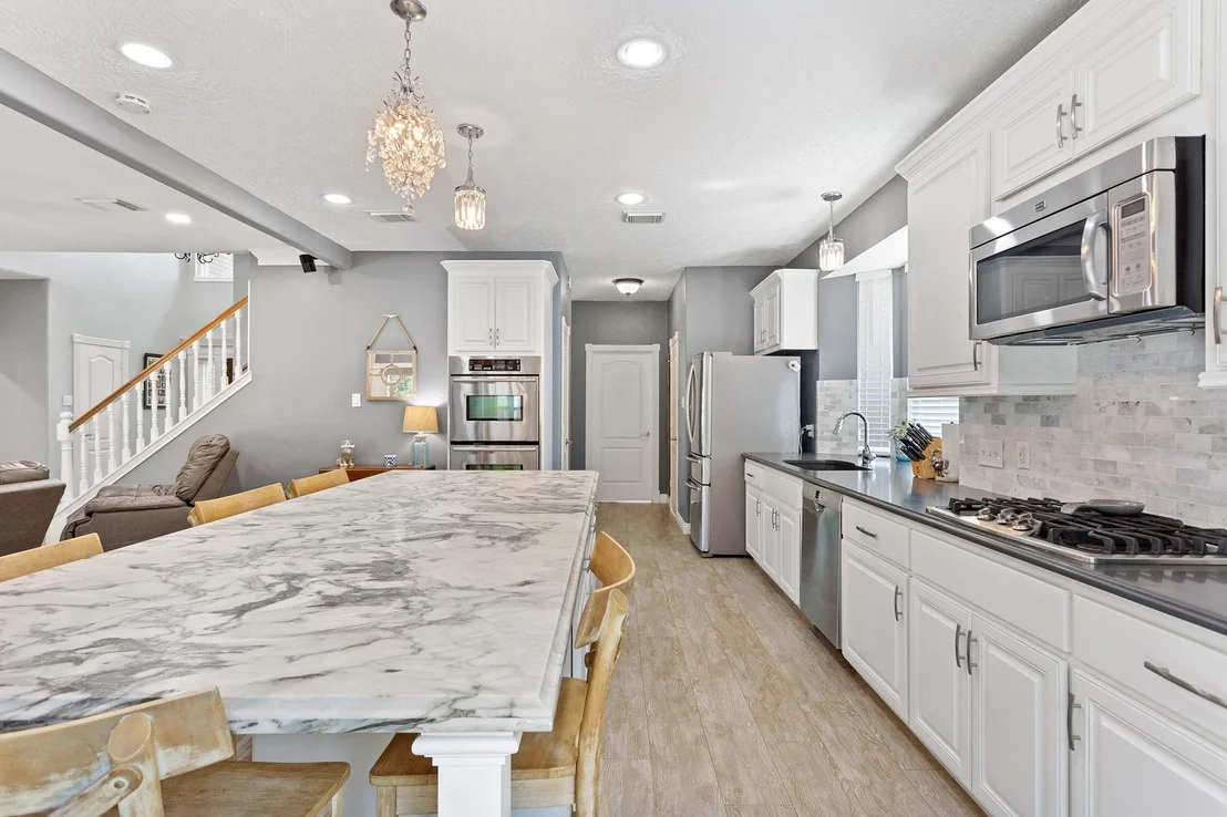 Photo of 402 Windsor Drive