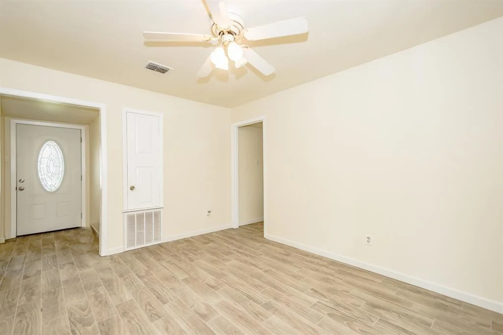 Photo of 12106 Pompton Drive