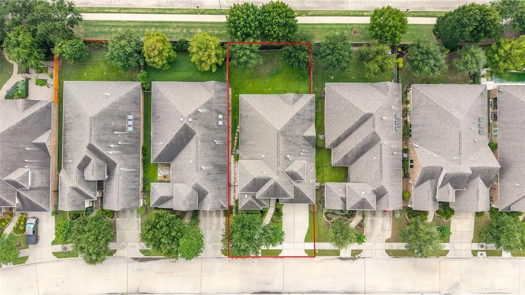 Photo of 17803 Netherby Lane