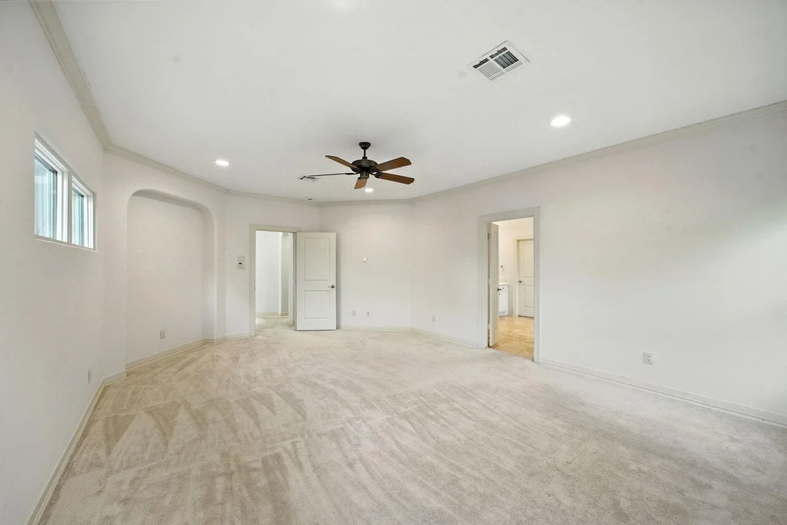 Photo of 2714 Stuart Manor