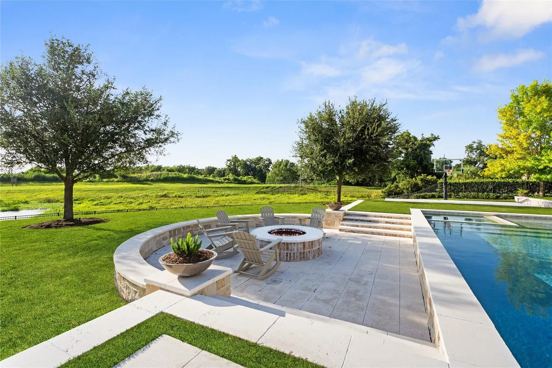 Photo of 6 Enclave Manor Drive