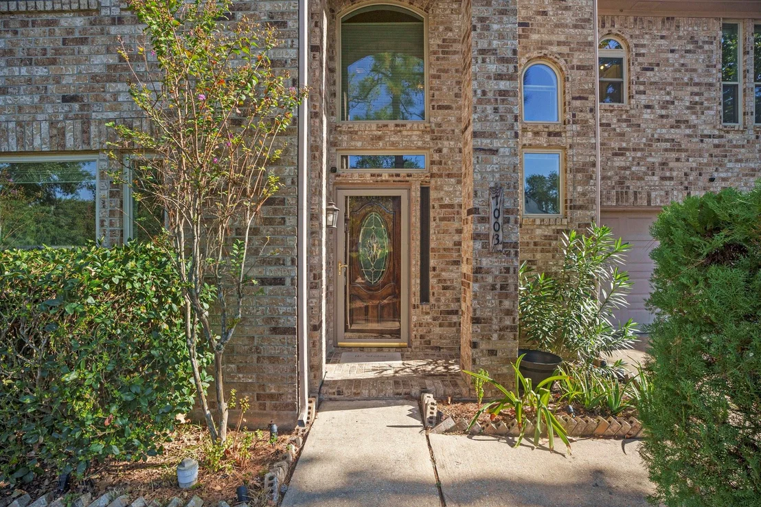 Photo of 1003 Glenview Drive