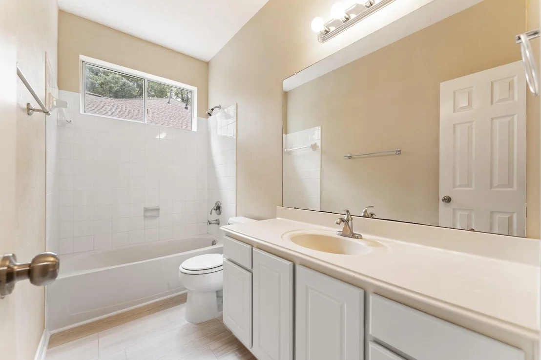 Photo of 71 N Acacia Park Circle