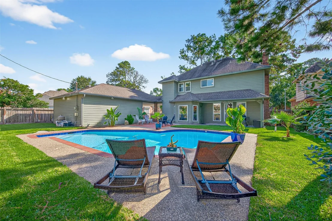 Photo of 17811 Woodlode Lane