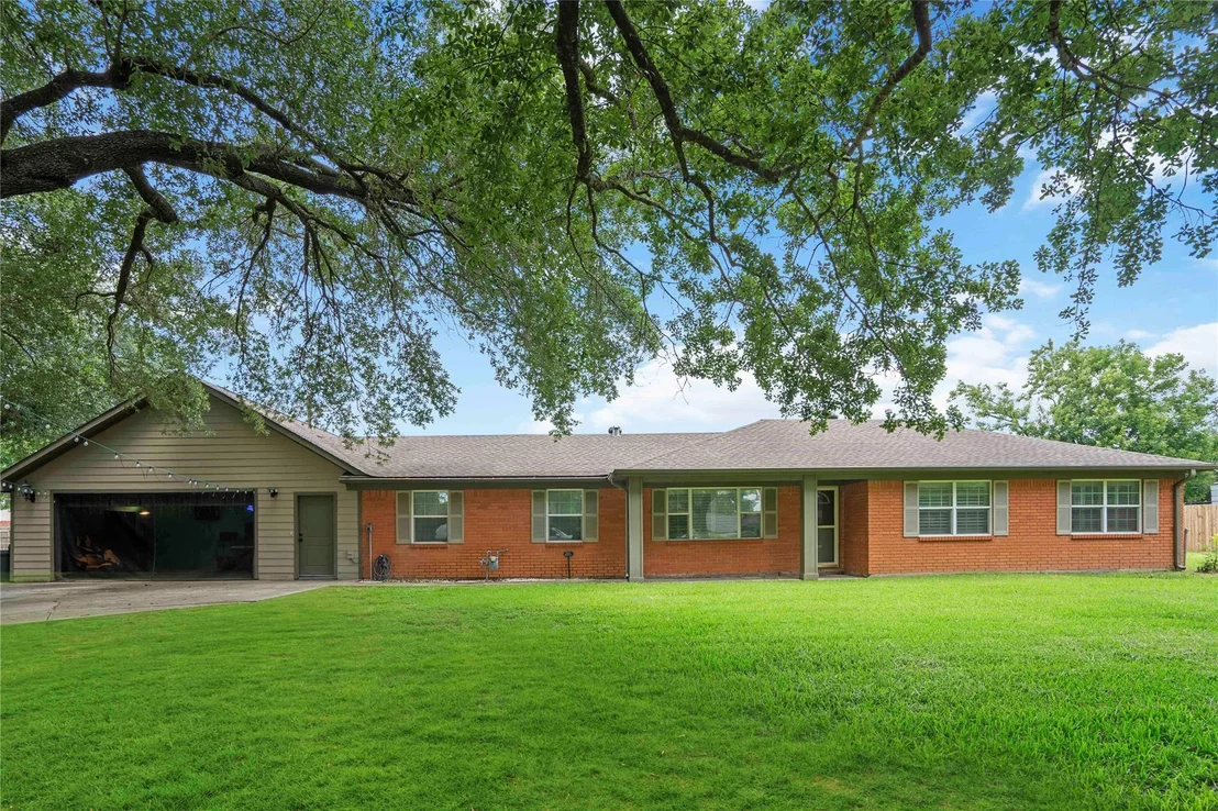 Photo of 13202 Vernon Road