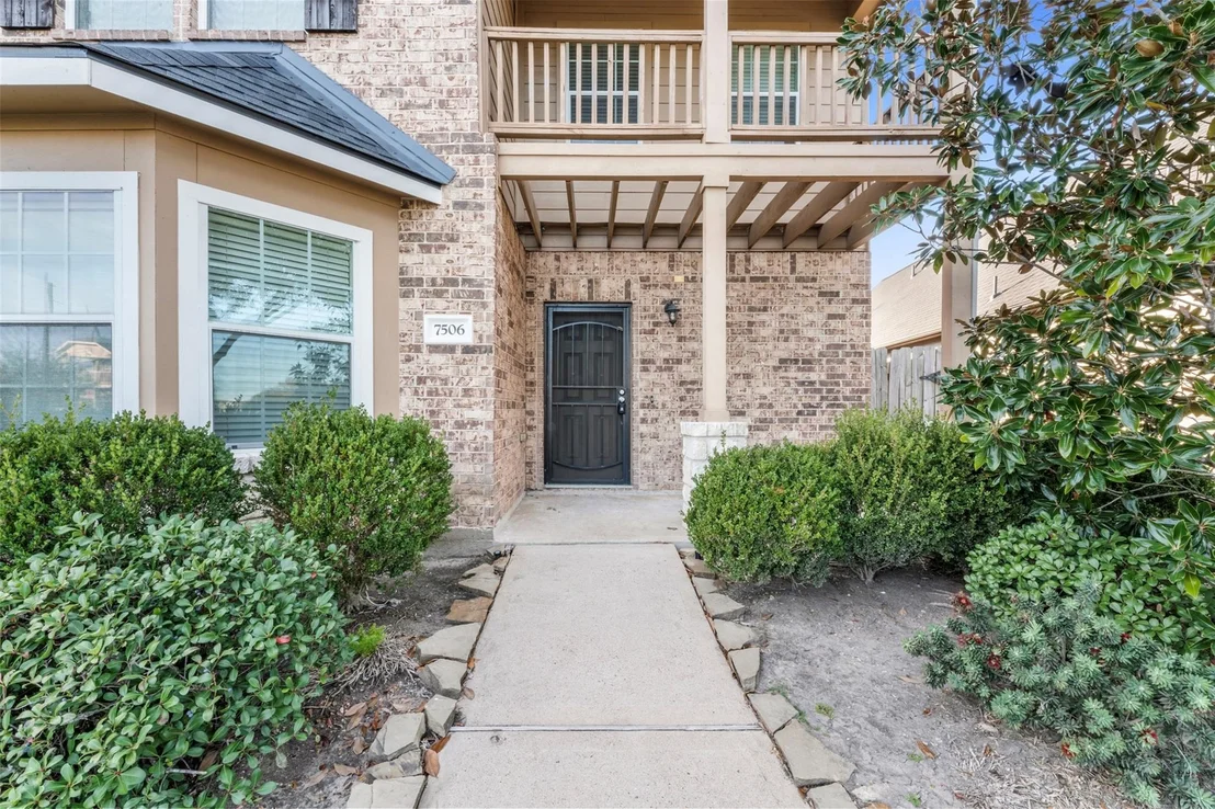 Photo of 7506 Pavilion Drive