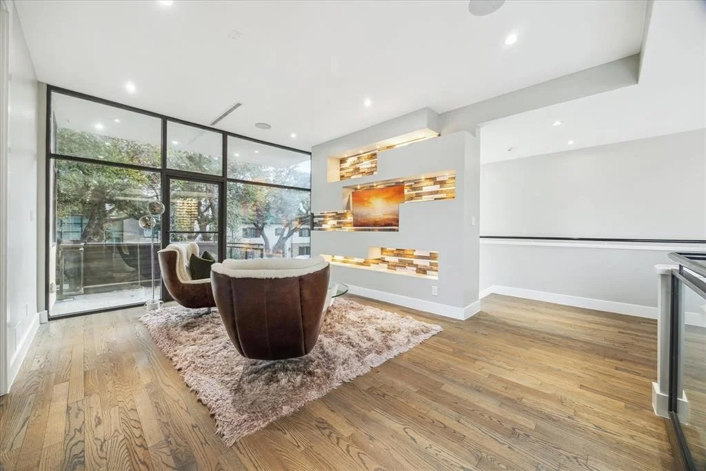 Photo of 4002 Chatham Lane