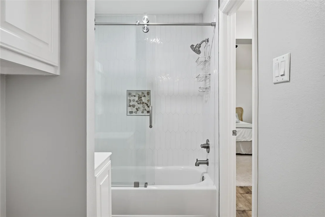 Photo of 10111 Earlington Manor Drive