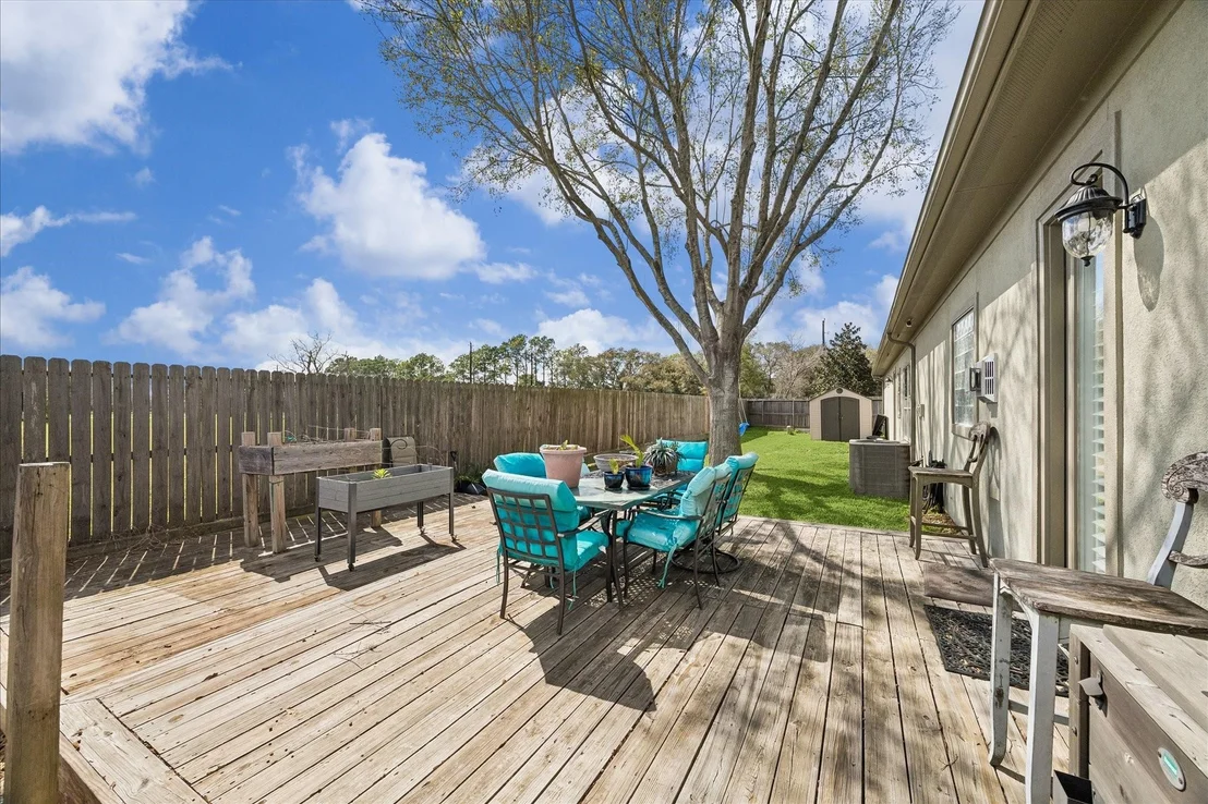 Photo of 5920 Ruby Dr