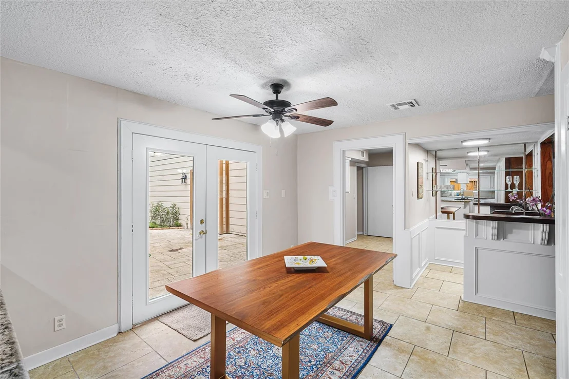 Photo of 15027 Walters Road