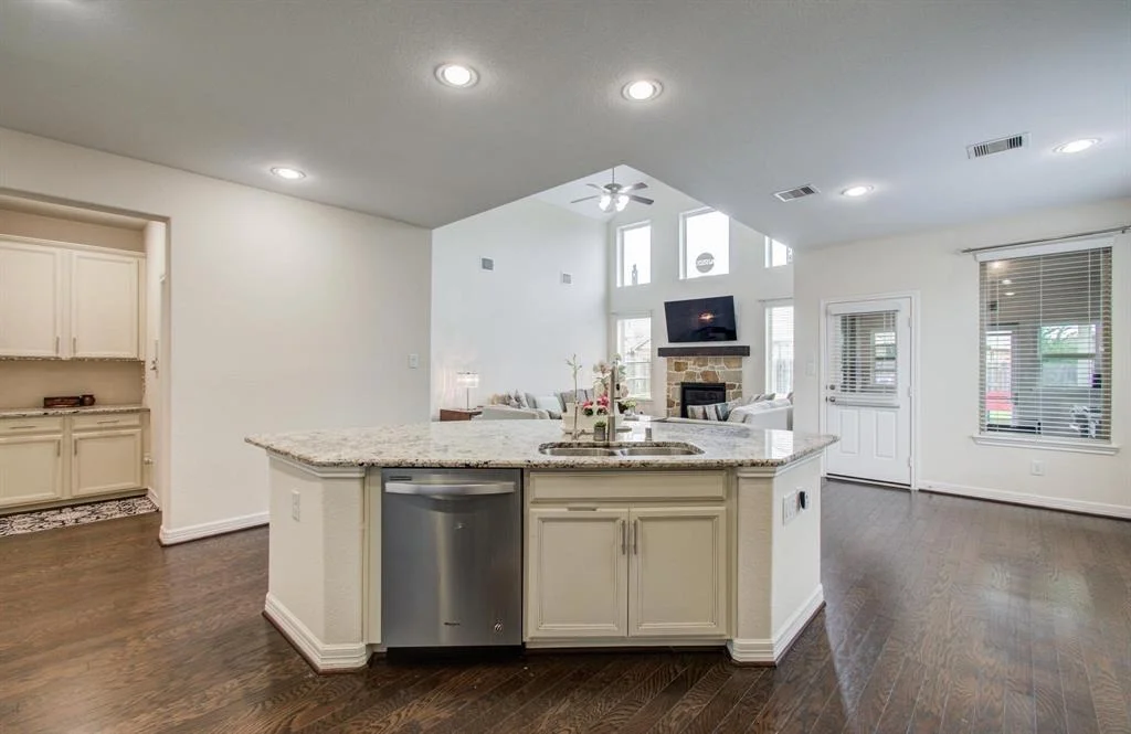 Photo of 10822 Paula Bluff Lane