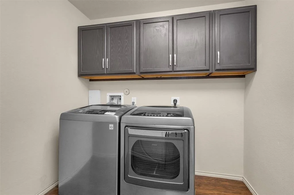 Photo of 2039 Harmon Park Court