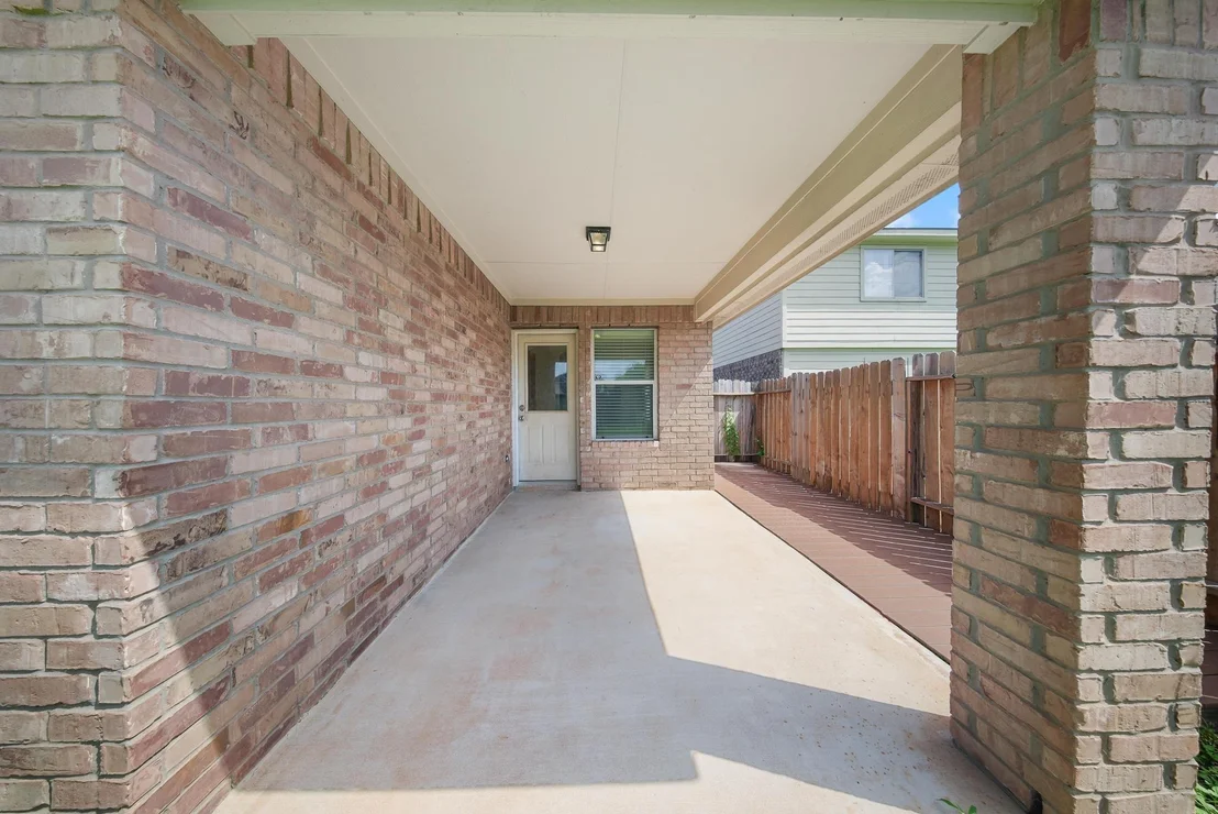 Photo of 5015 Bridgecrossing Court
