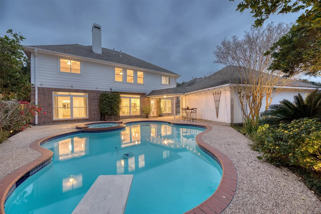 Photo of 19303 Allview Lane