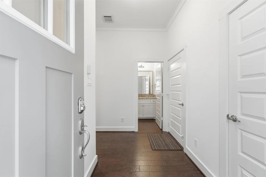 Photo of 5326 Darling Street