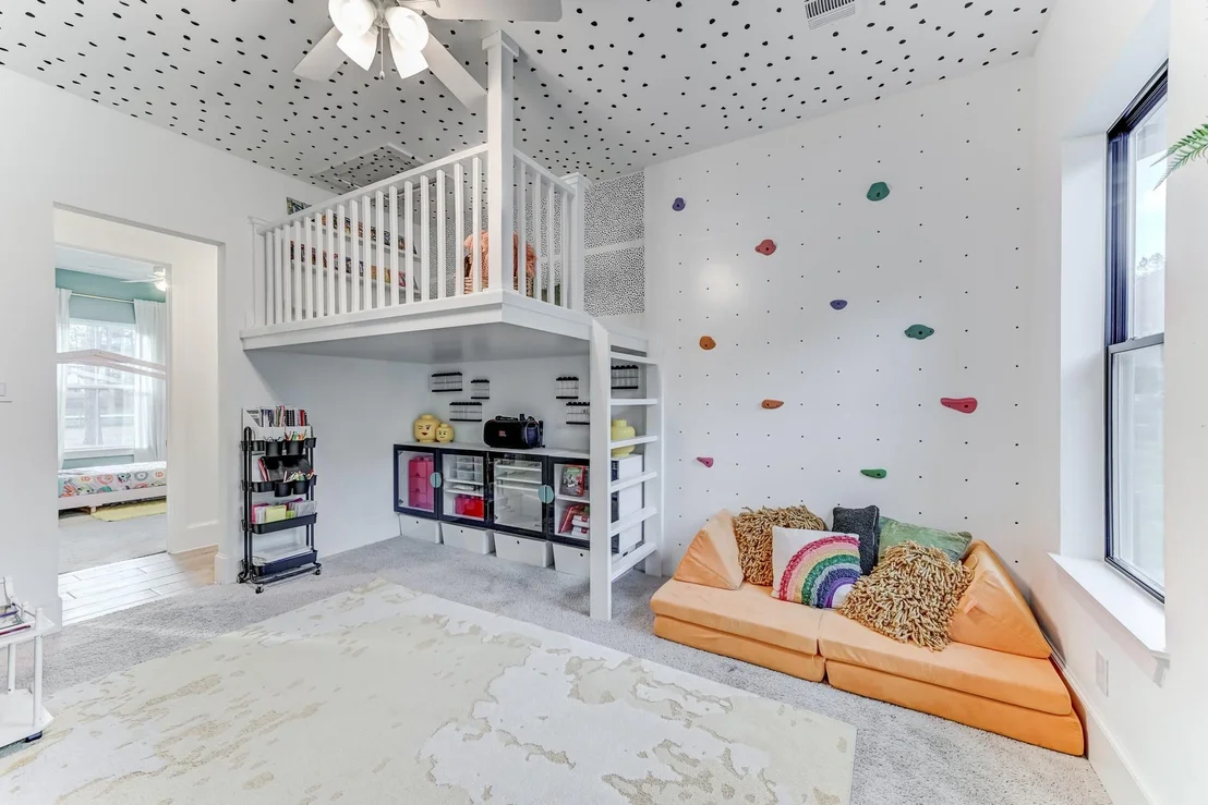 Photo of 15640 Forest Grove Drive