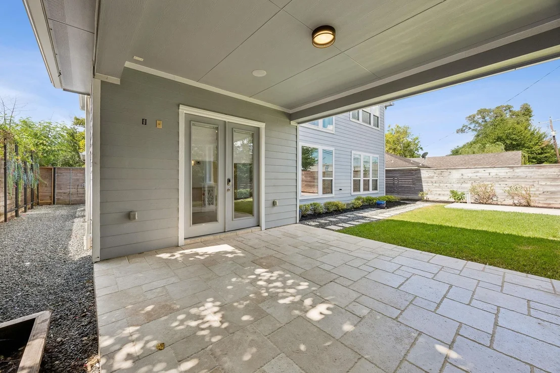 Photo of 8558 Ridgepoint Drive