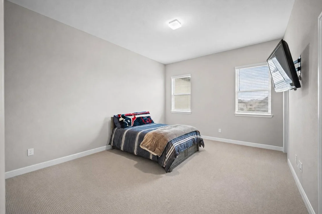 Photo of 4923 Grapevine Lane