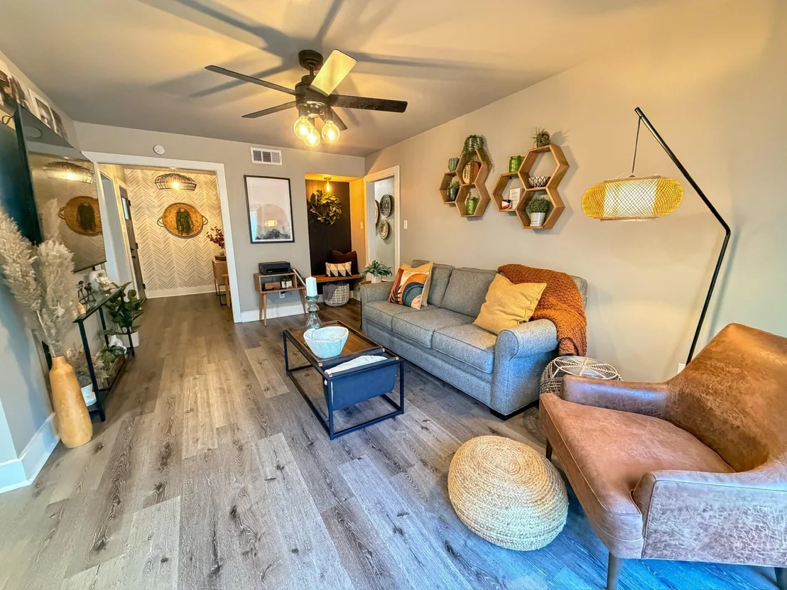 Photo of 704 Briargrove Drive