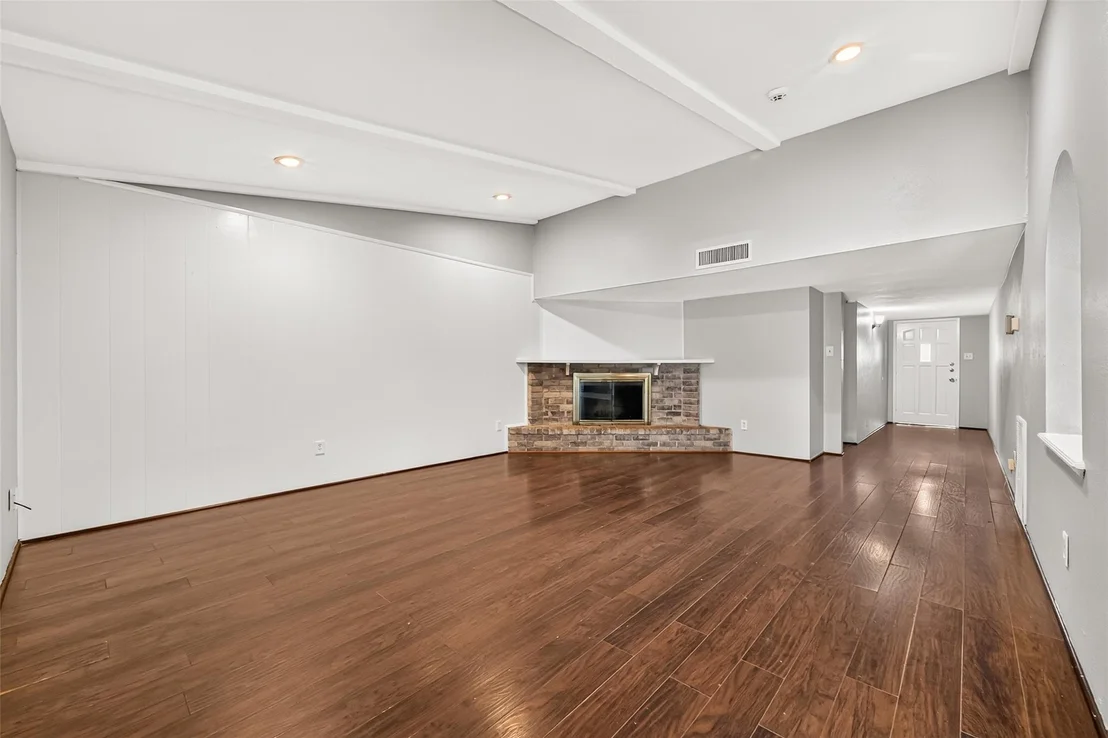 Photo of 5110 Lerwick Drive