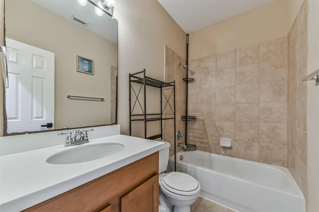 Photo of 2425 Harbor Chase Drive