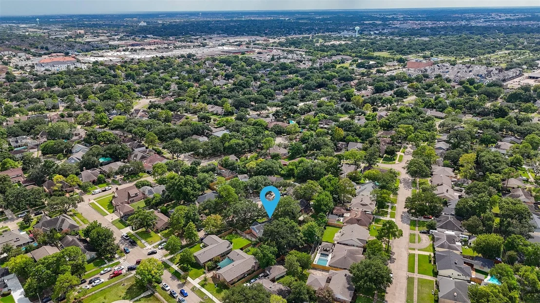 Photo of 12310 Waldemar Drive