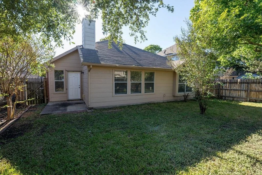 Photo of 9926 Goldenglade Drive