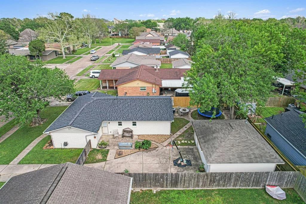 Photo of 1109 Helen Drive