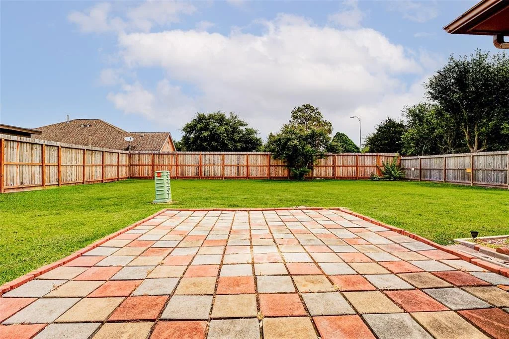 Photo of 23406 Stratsborough Drive