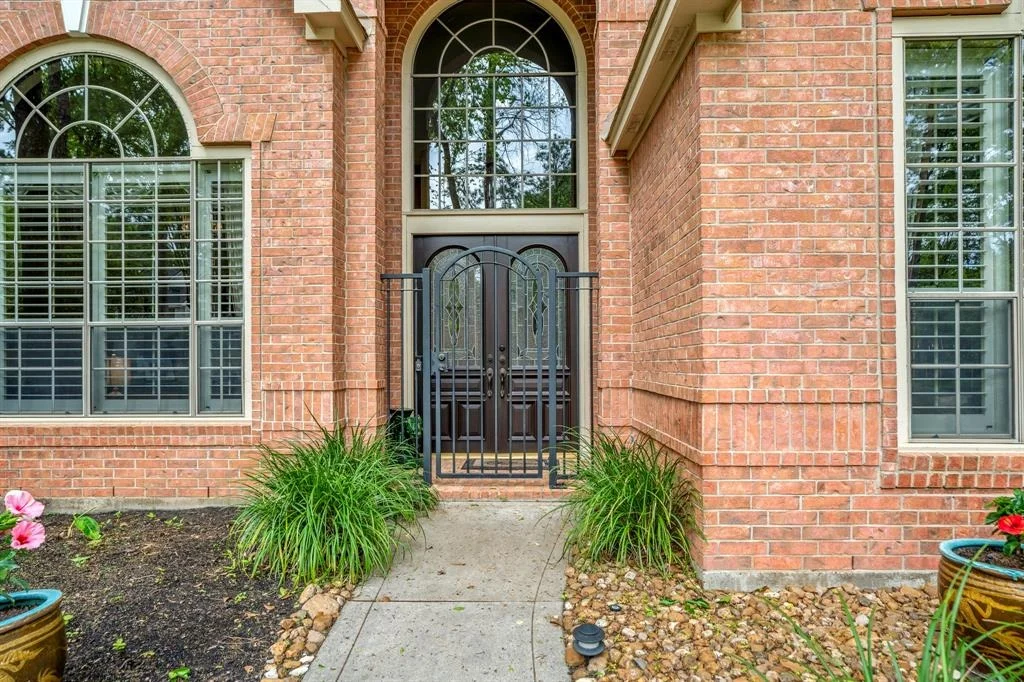 Photo of 66 Meadowridge Place